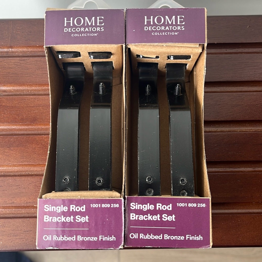 Single rod bracket set curtain rod hangers